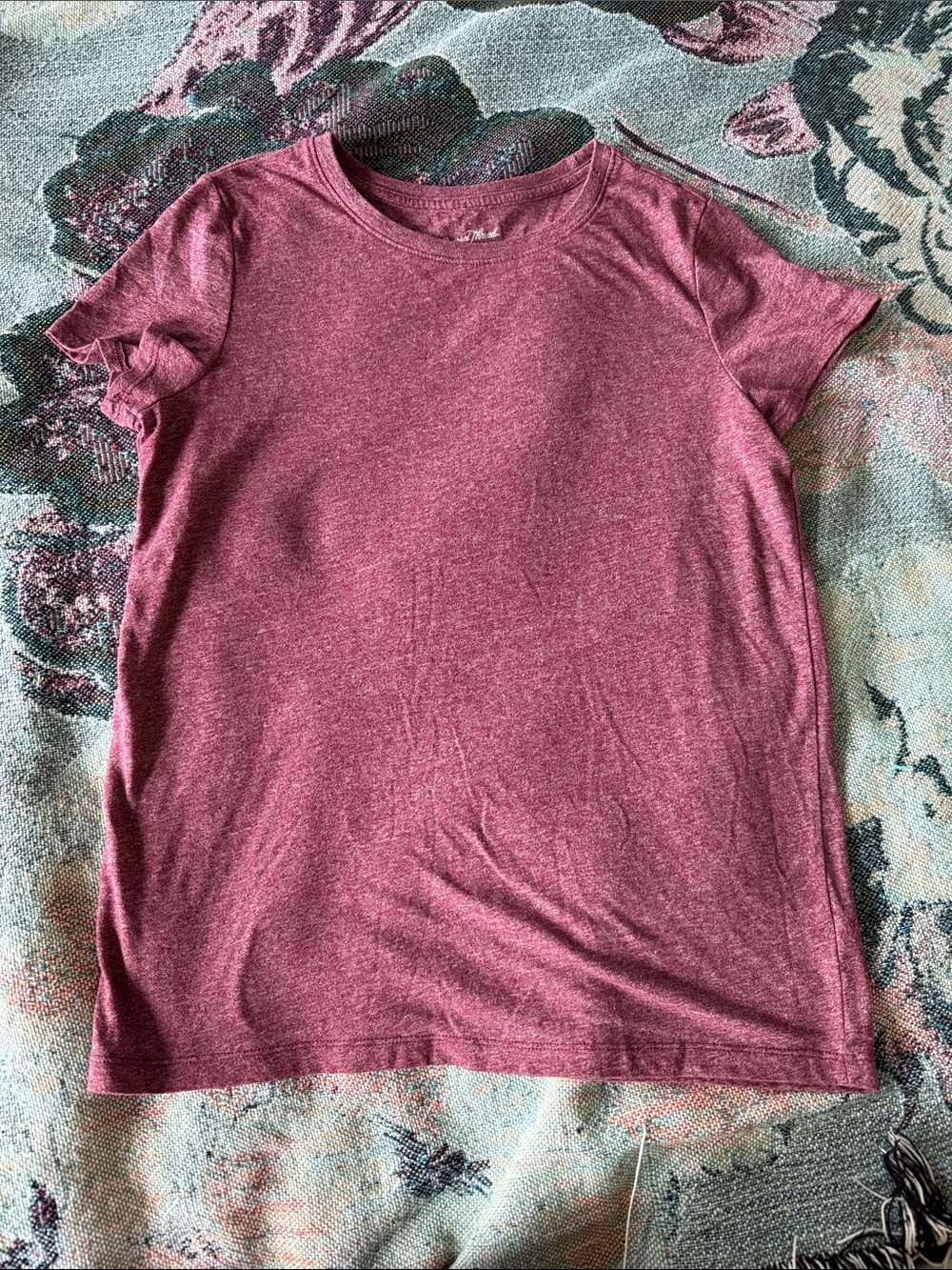 Universal Thread Heathered Burgundy Crew Neck Tee